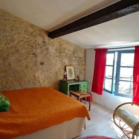 Maison De Vacances Atypique Pouzolles Екстериор снимка
